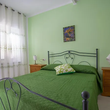 Bed & Breakfast Grappolo Affittacamere Ascea