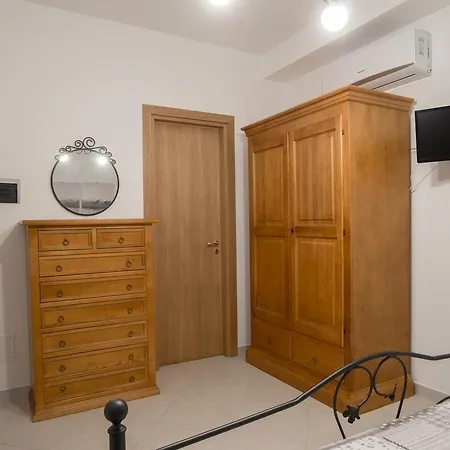 Bed & Breakfast Grappolo Affittacamere 2*