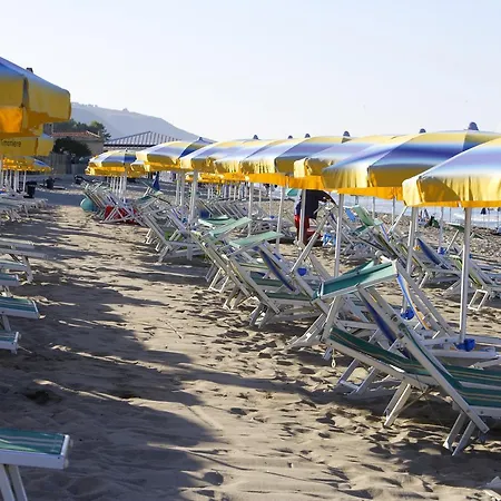Grappolo Affittacamere 2* Ascea